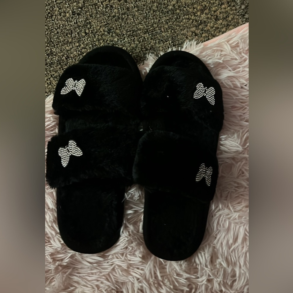 BUTTERFLY SLIPPERS